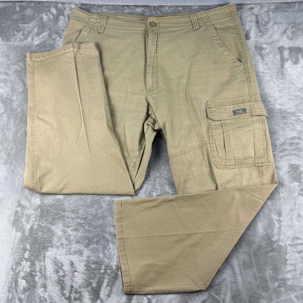 Wrangler Cargo Pants Mens 42x30 Relaxed Fit Tan EUC